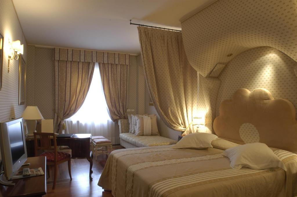Hotel Tosco Romagnolo Bagno di Romagna Pokoj fotografie